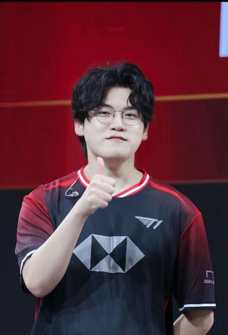 hình nền gumayusi 20