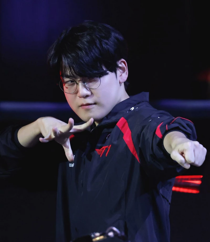 hình nền gumayusi 30