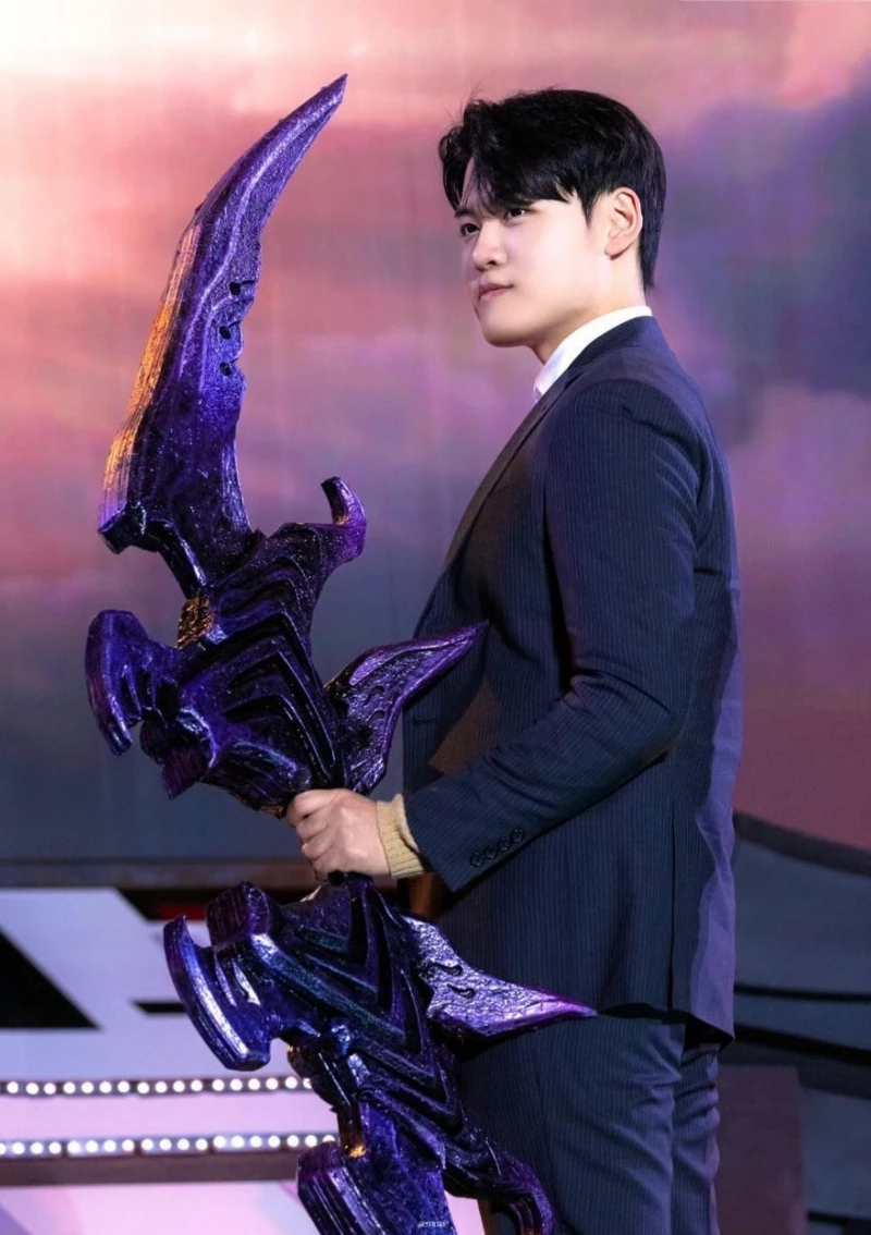 hình nền gumayusi 41