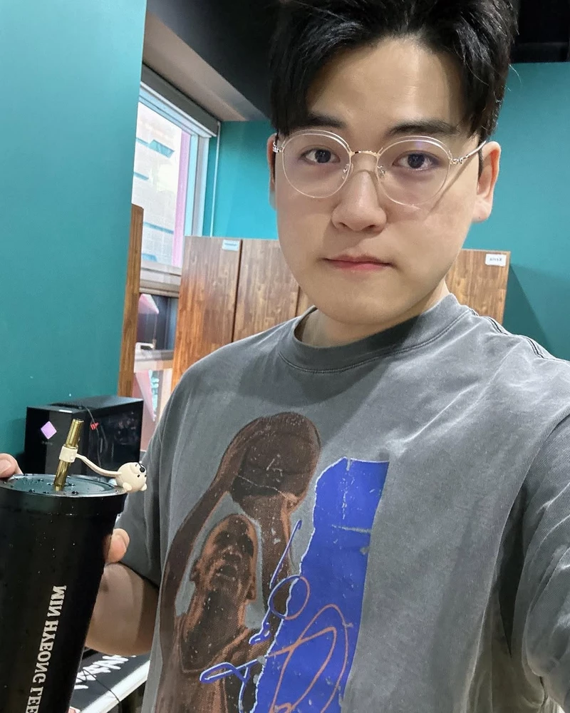 hình nền gumayusi 6