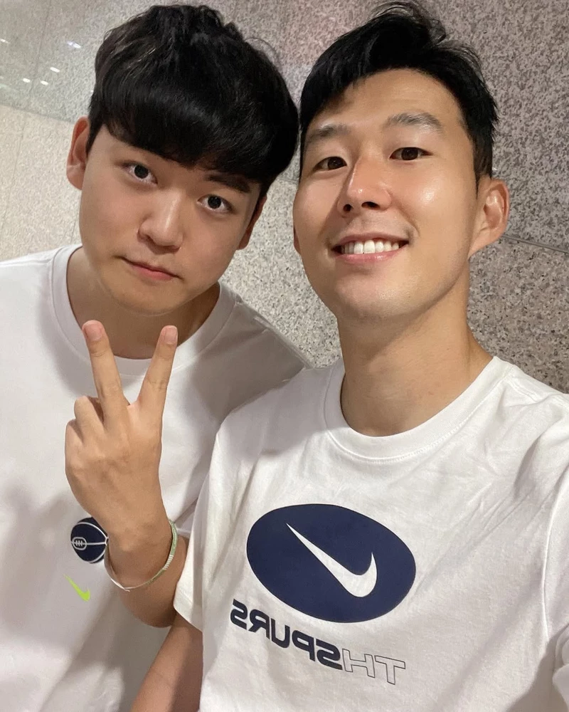 hình nền gumayusi 9