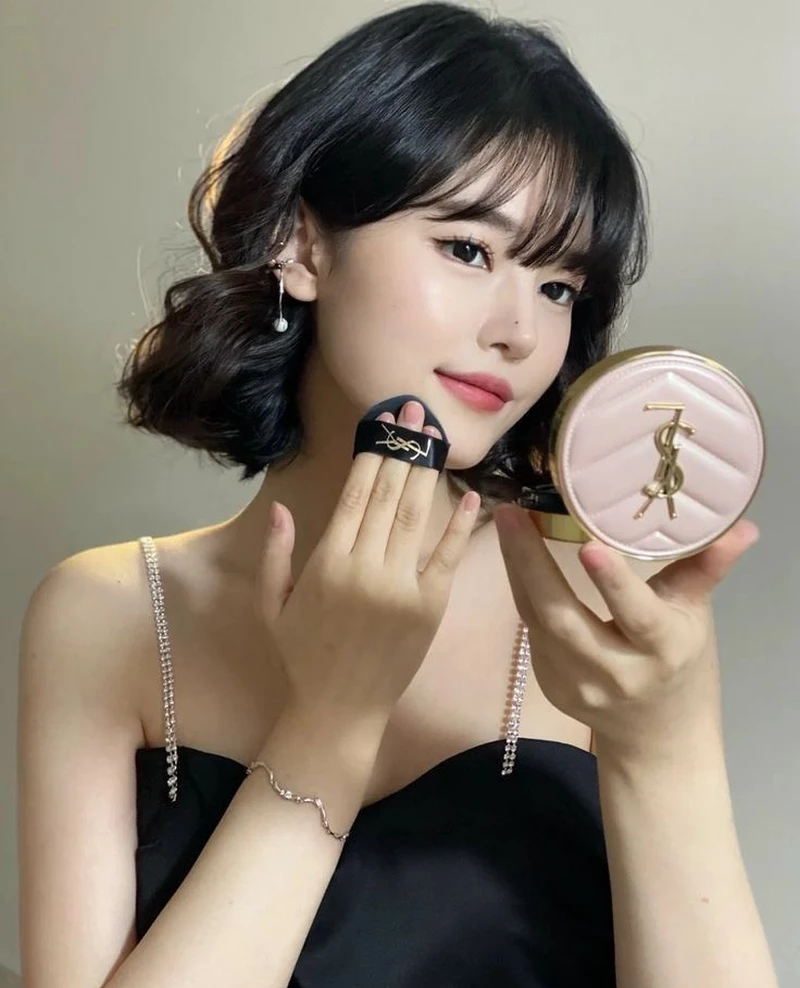 hình ảnh tóc xoăn hippie ngắn 19