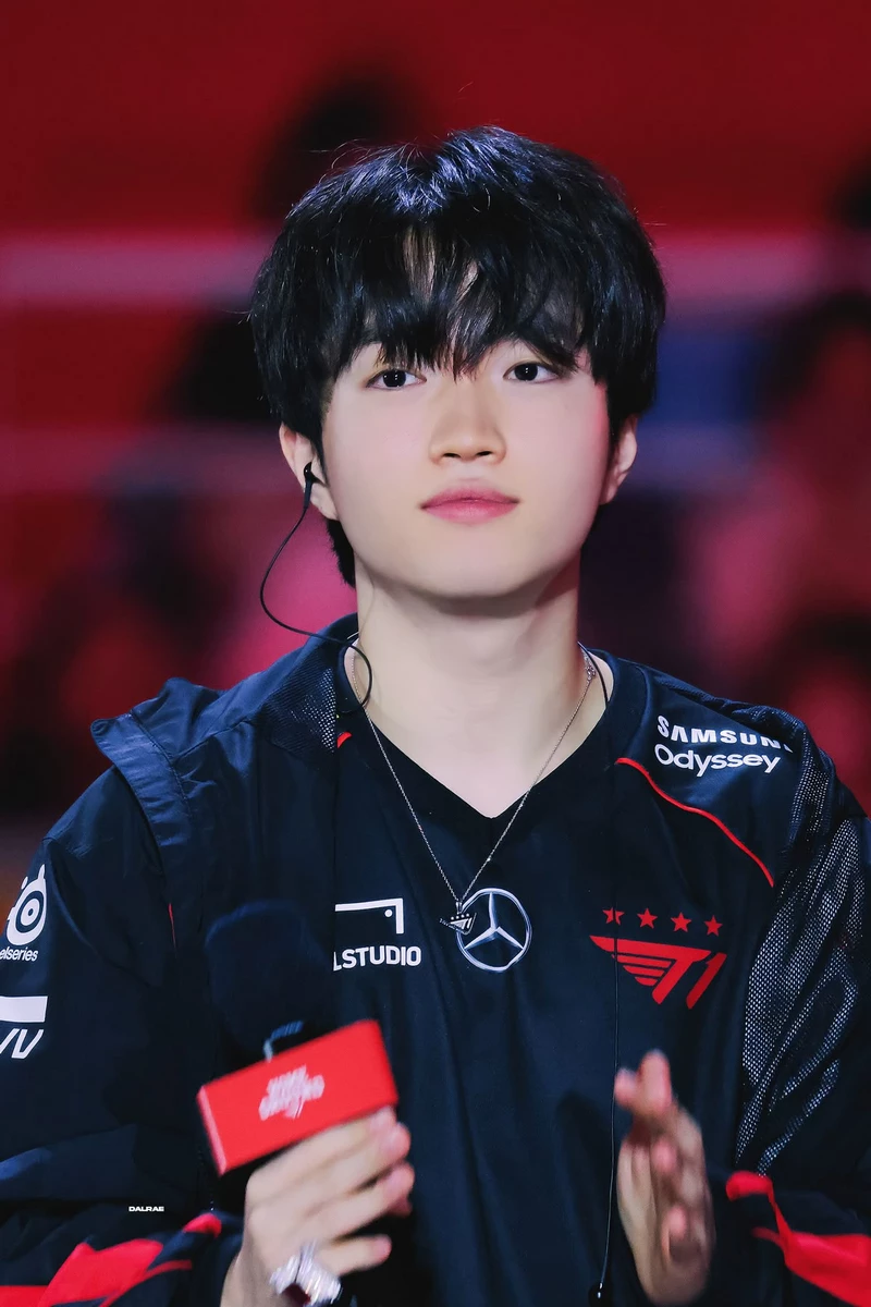 hình nền keria 12