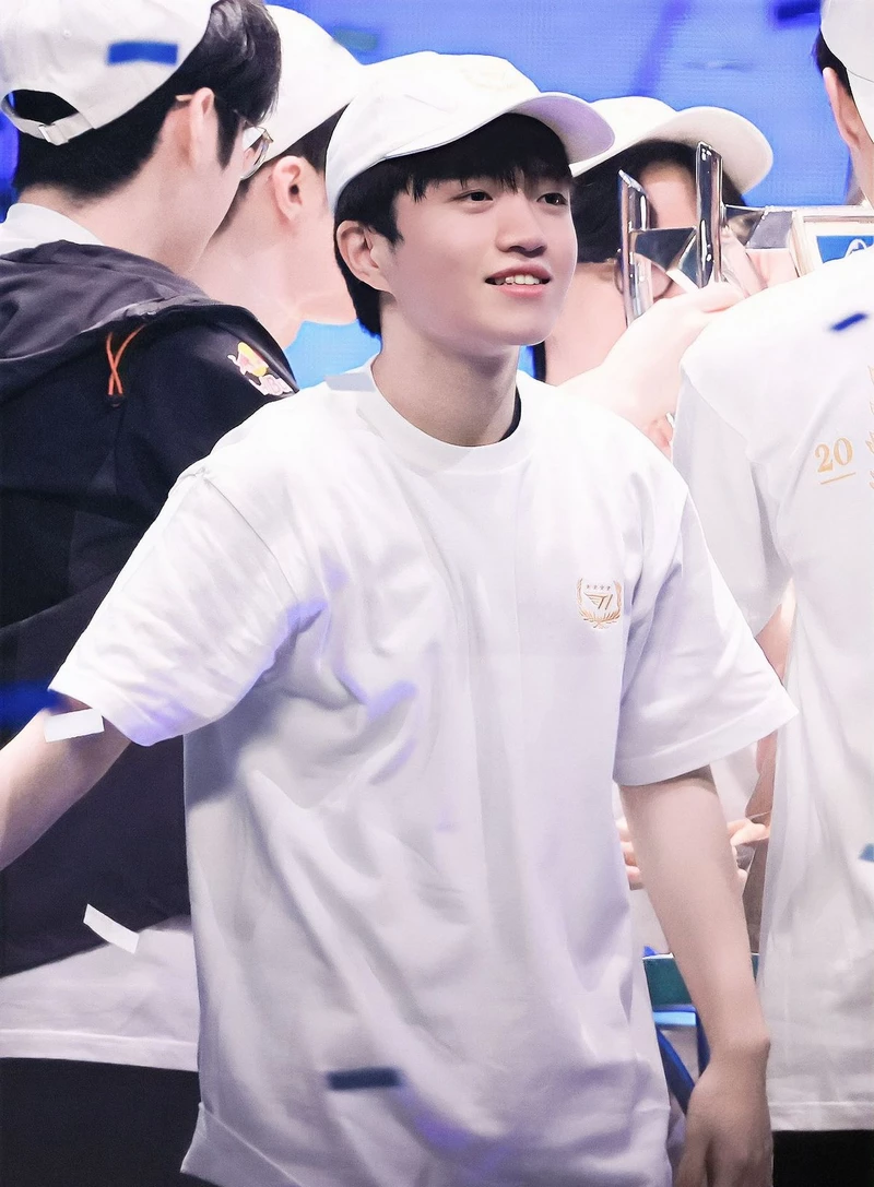 hình nền keria 14