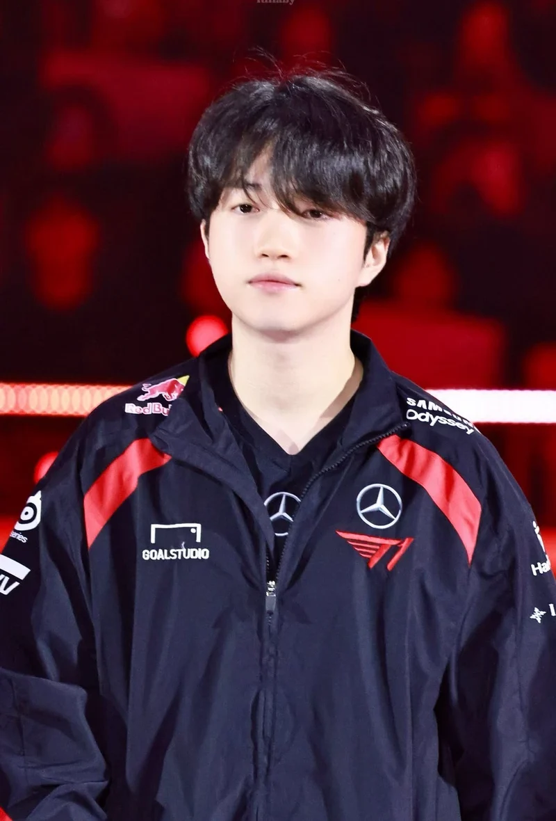 hình nền keria 19