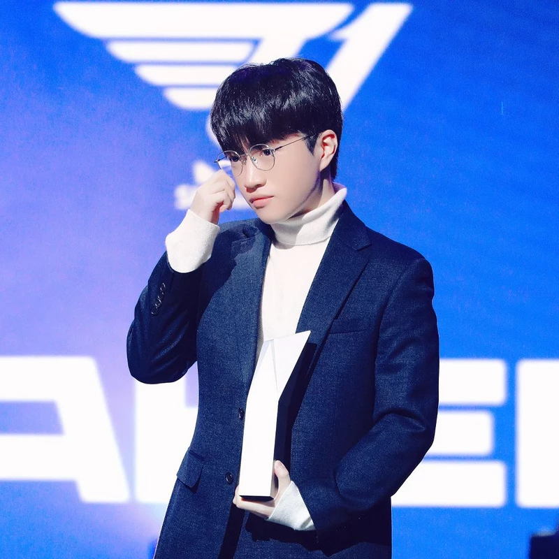 hình nền keria 39