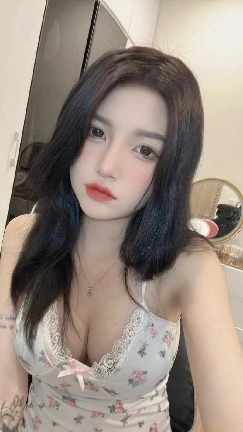 hình kiểu tóc mái pháp 18