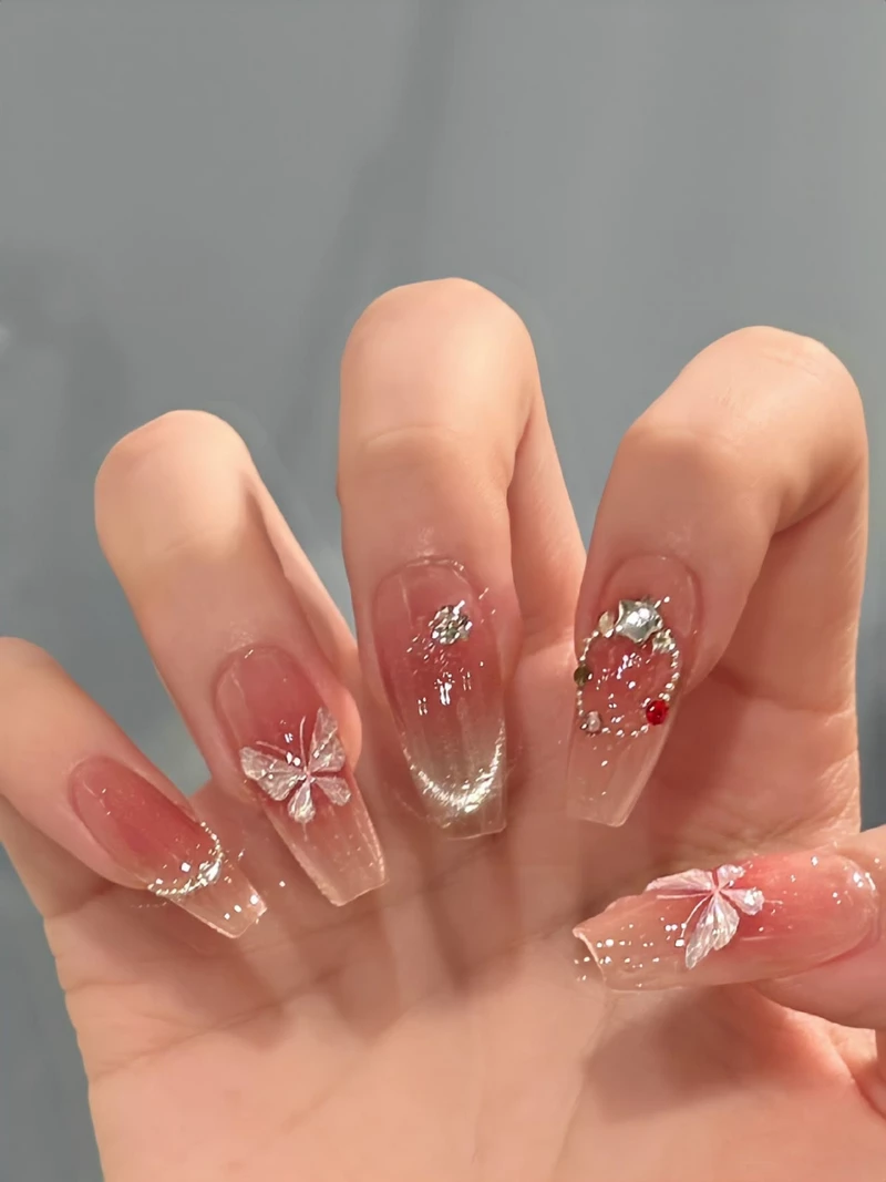 hình ảnh móng tay đẹp 13