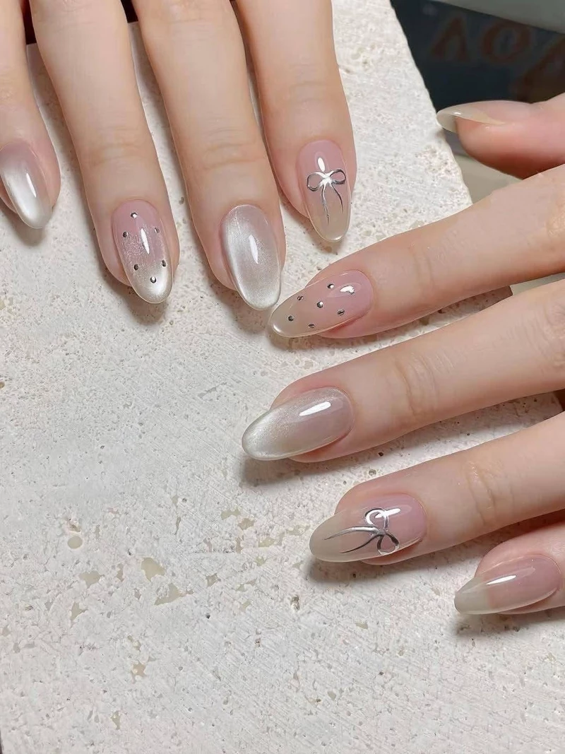 ảnh mẫu nail đơn giản 2