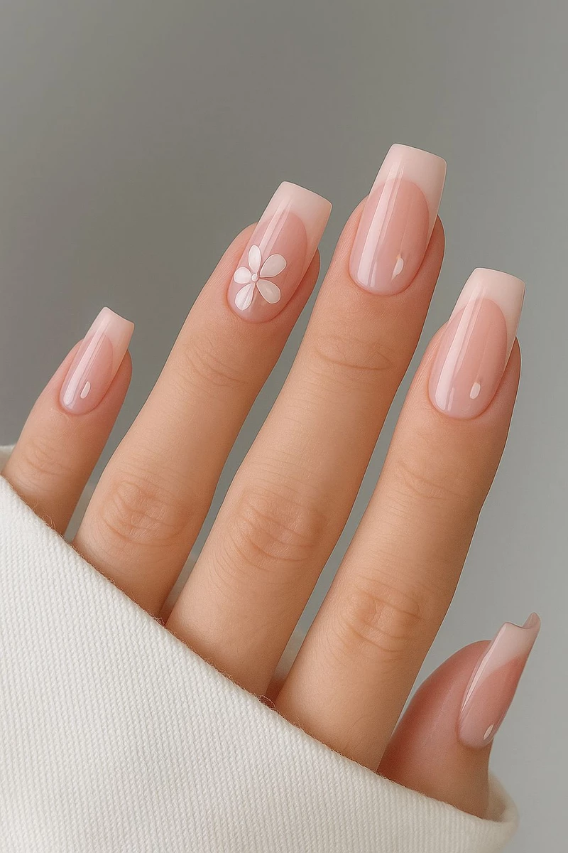 ảnh mẫu nail đơn giản 4