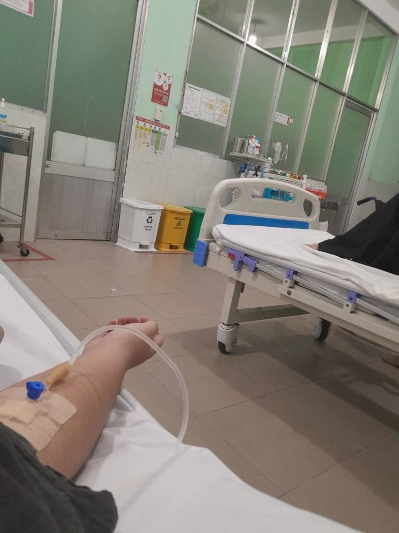 hình ảnh nằm viện 11