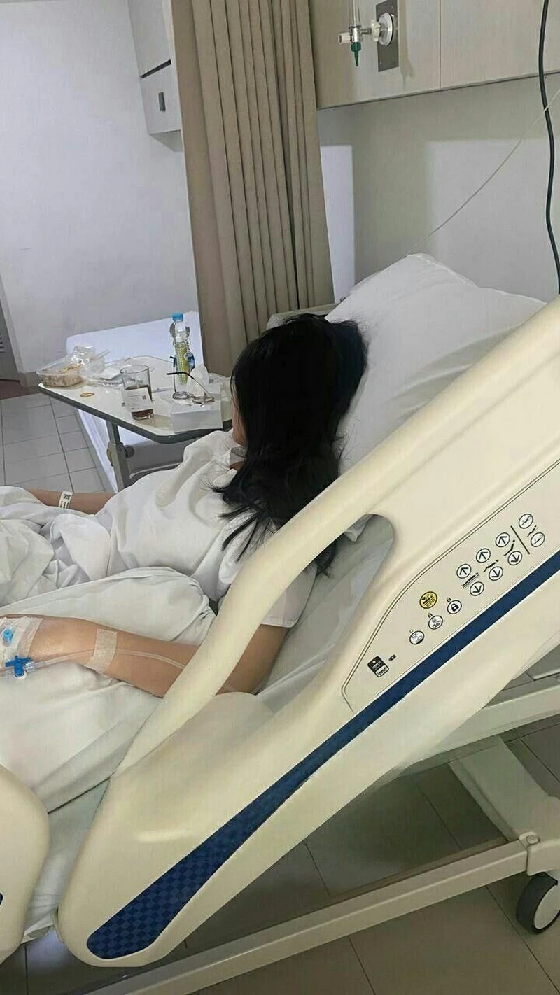 hình ảnh nằm viện 18