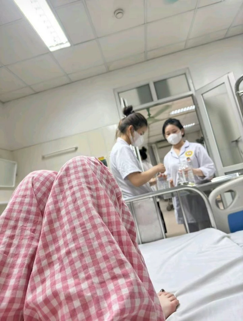 hình ảnh nằm viện 2