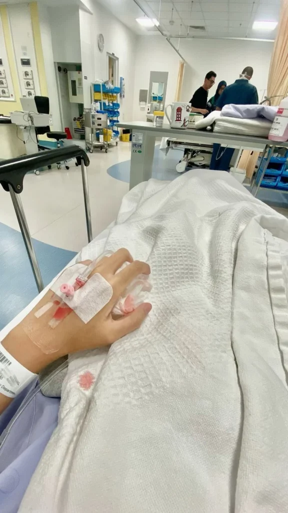 hình ảnh nằm viện 20