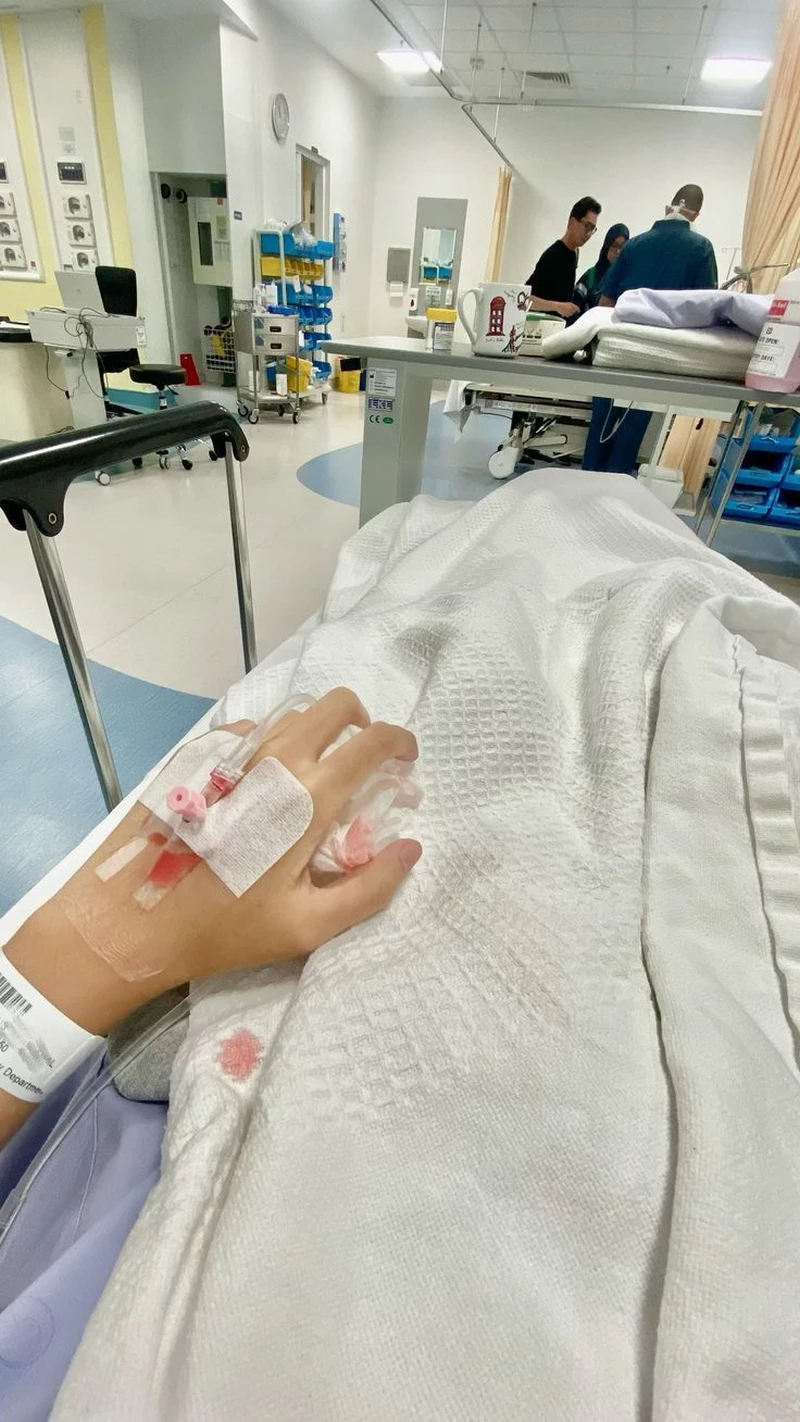 hình ảnh nằm viện 20