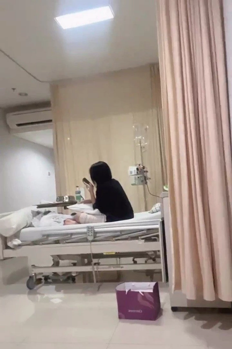 hình ảnh nằm viện 4