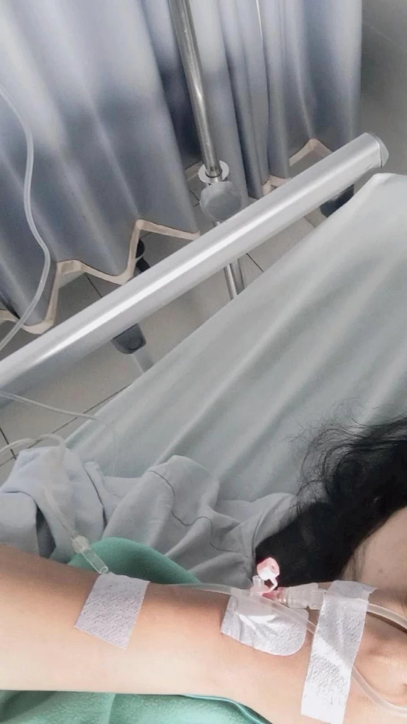 hình ảnh nằm viện 8