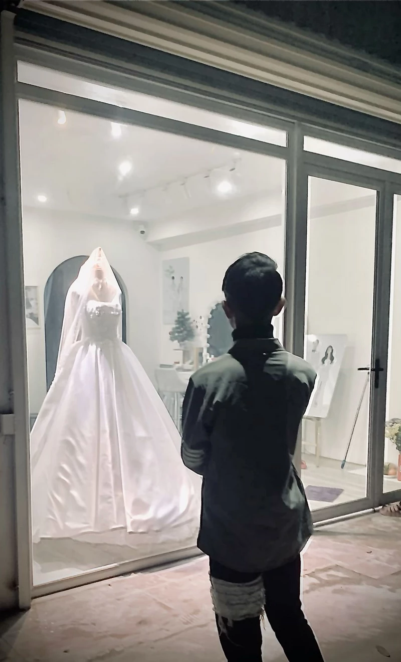 ảnh nhìn váy cưới 36