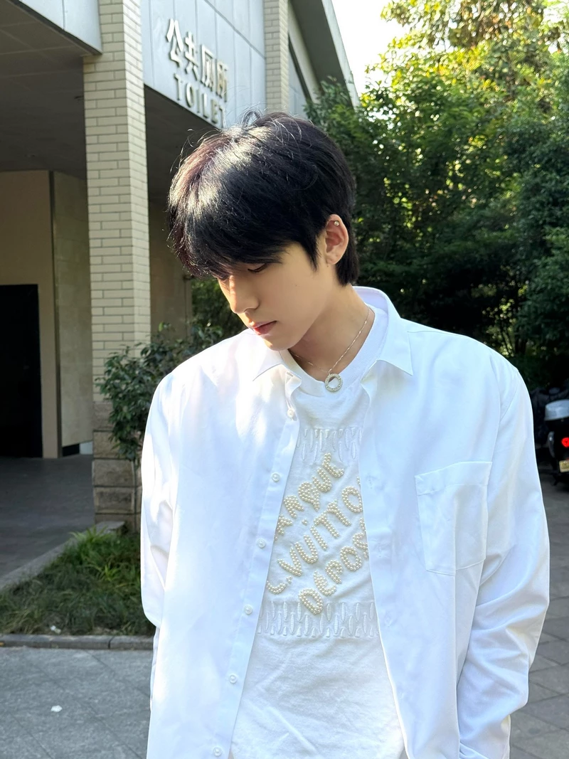 hình nền Bàng Bác Văn 26