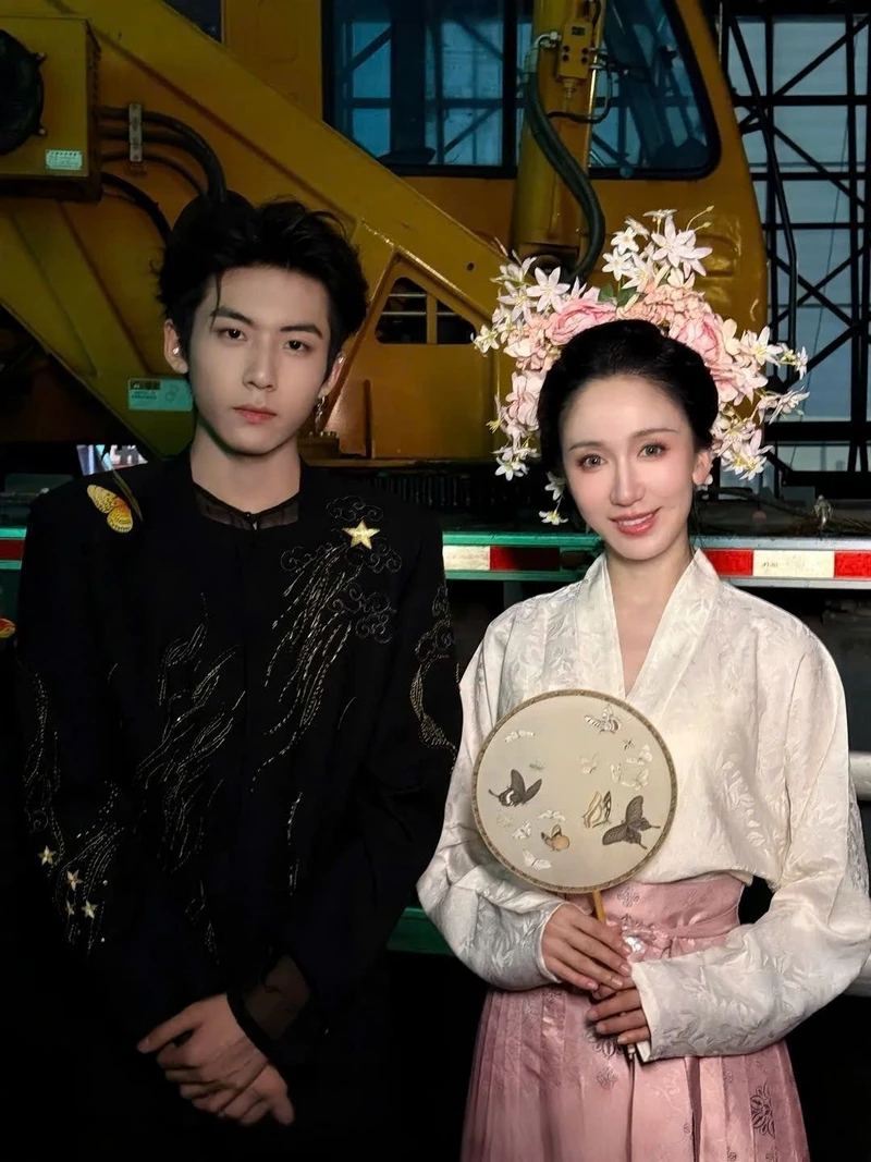 hình nền Bàng Bác Văn 28