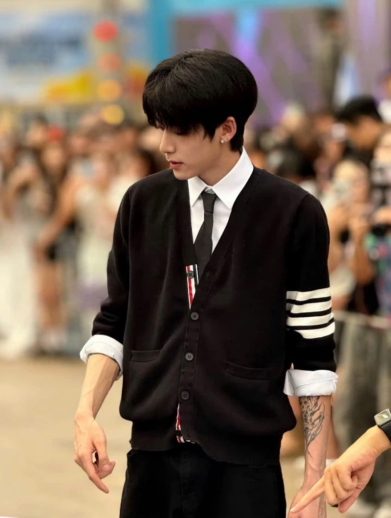 hình nền Bàng Bác Văn 30