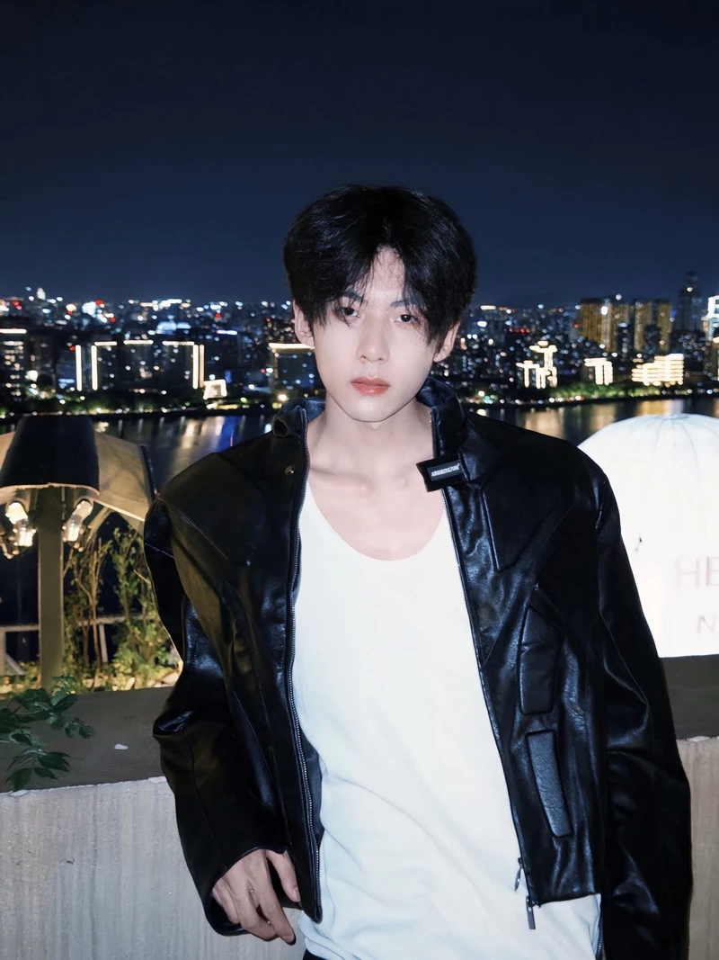 hình nền Bàng Bác Văn 32