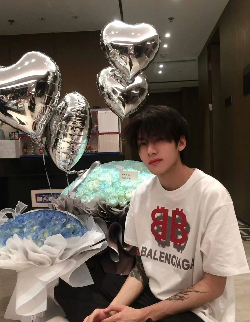 hình nền Bàng Bác Văn 4