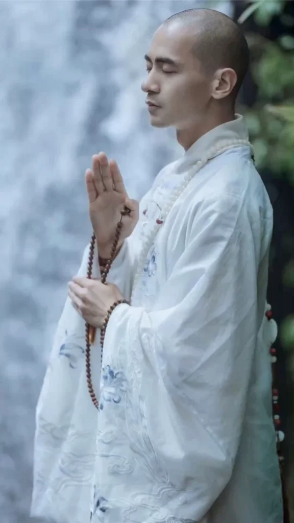 hình ảnh thầy tu 5