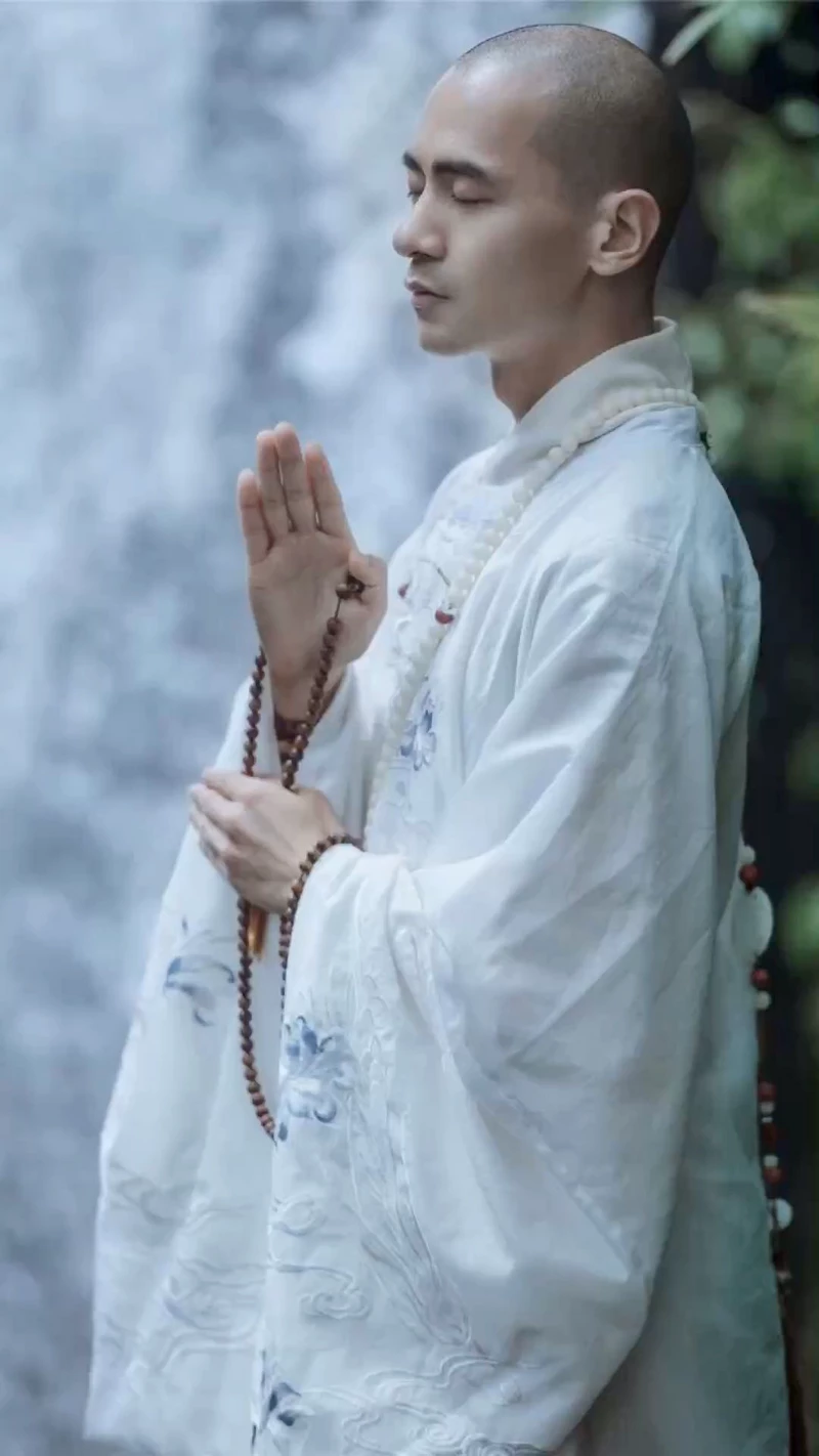 hình ảnh thầy tu 5