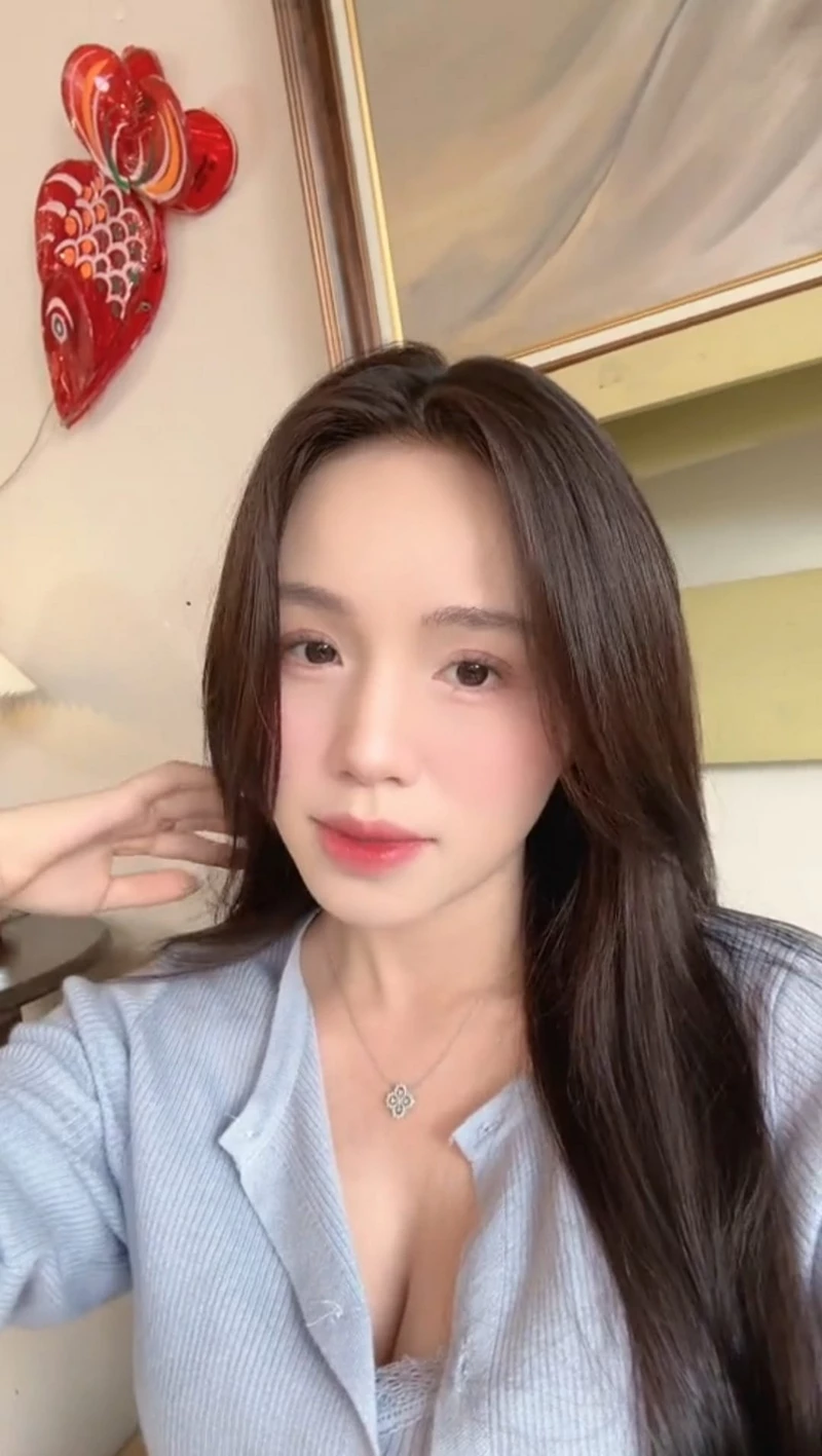 ảnh thị nhung 14