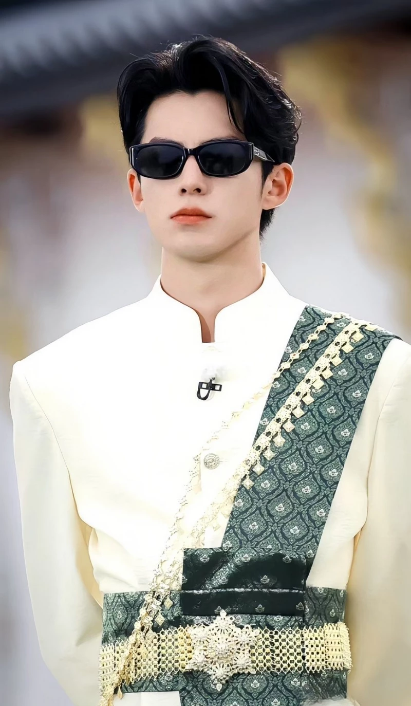 hình nền Vương Hạc Đệ 41