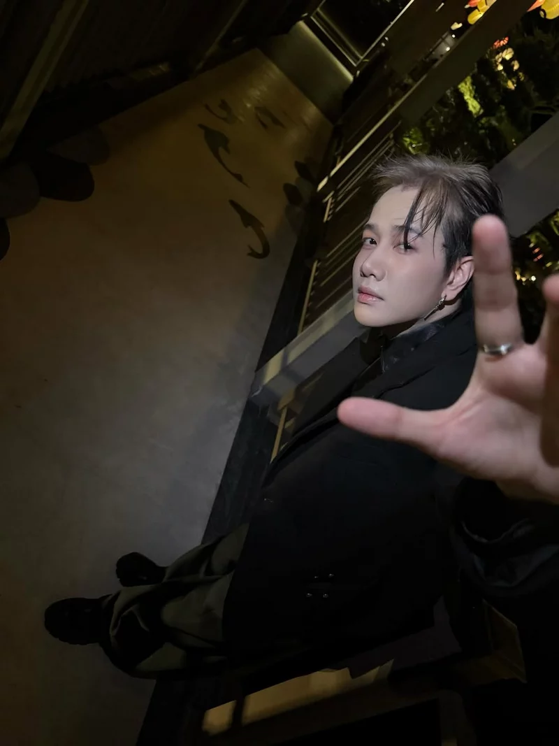 hình nền Lou Hoàng 26