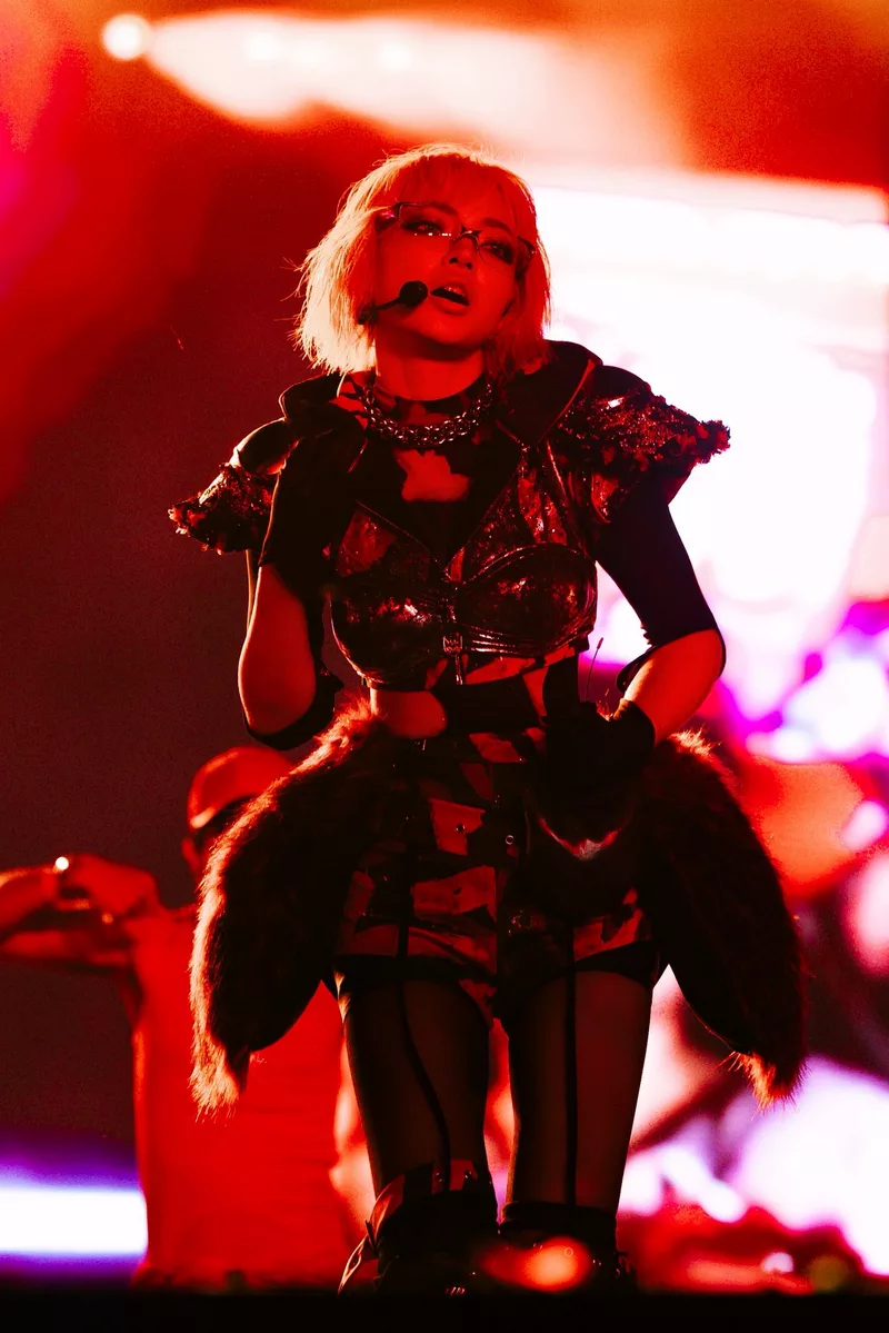 hình nền Châu Bùi 16