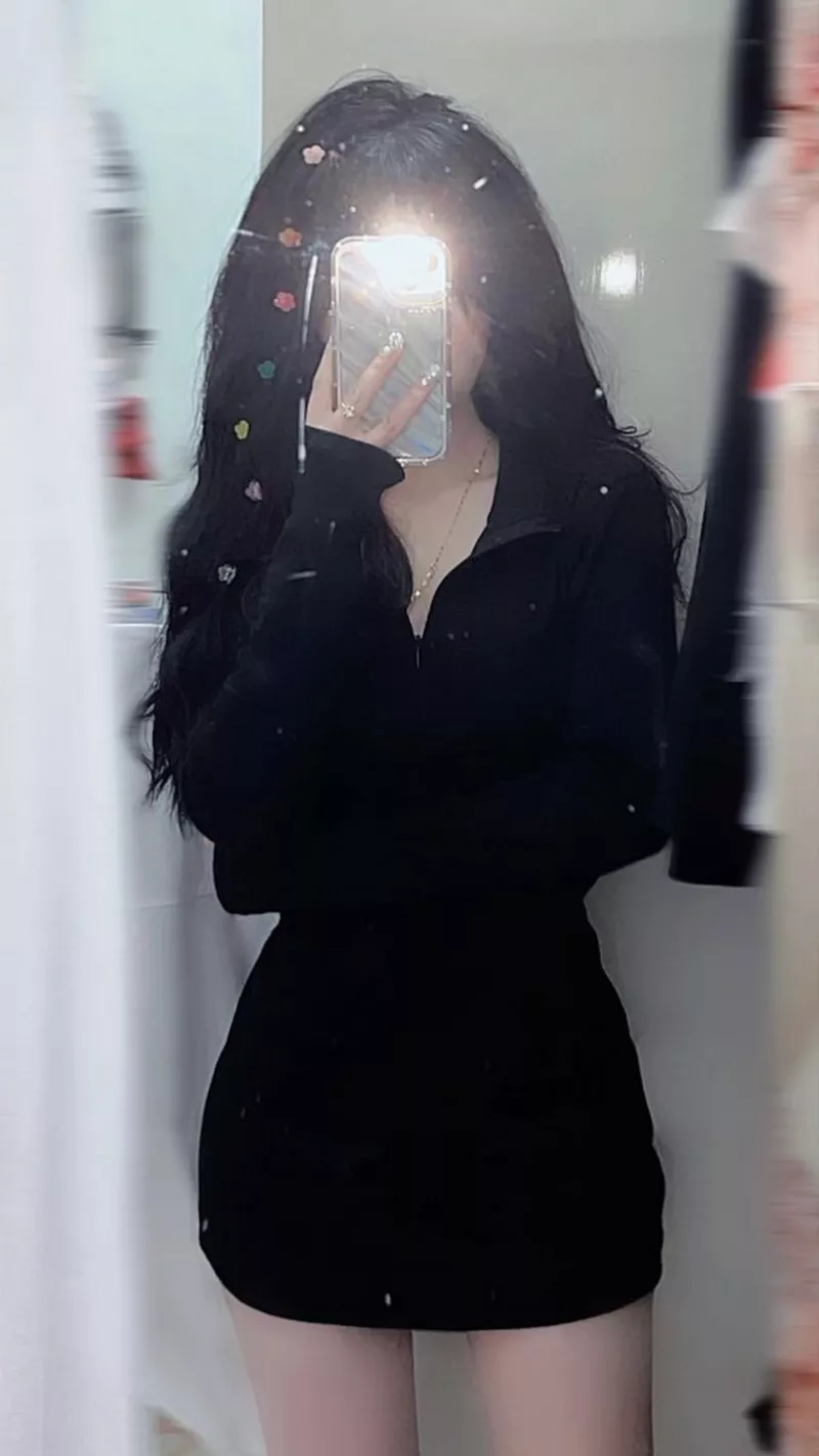 hình ảnh chụp trước gương 13