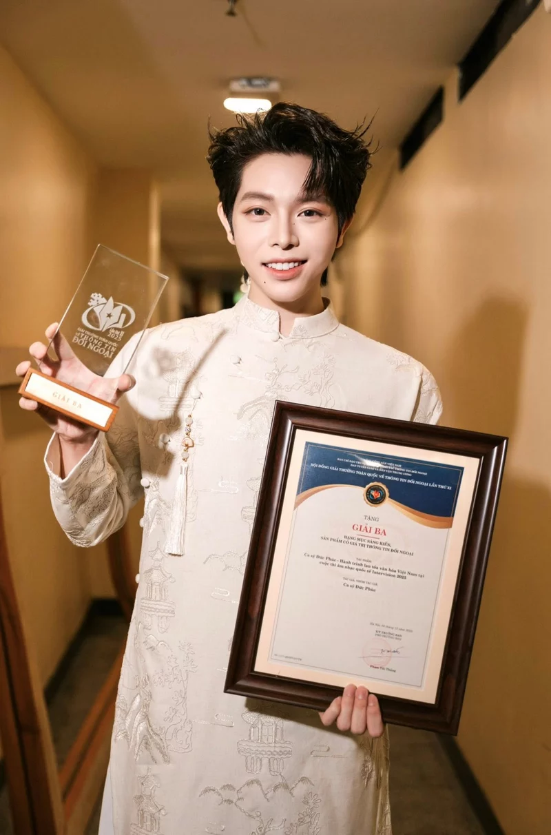 hình nền Đức Phúc 2