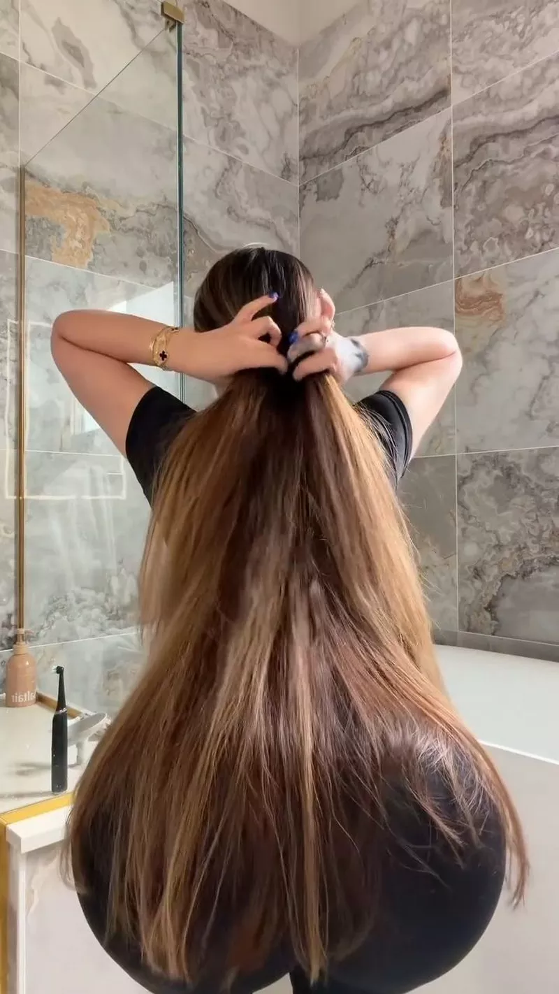 ảnh gái xinh mông to 35