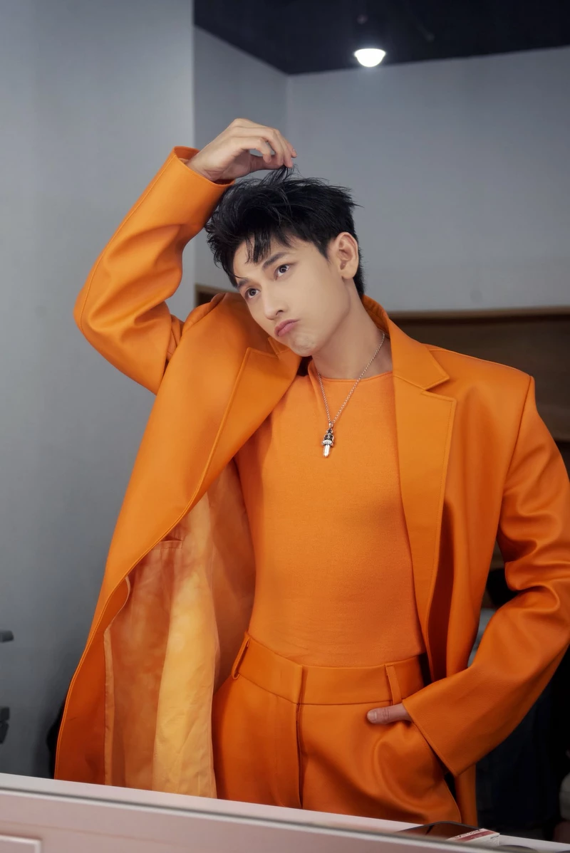 hình nền Isaac 11