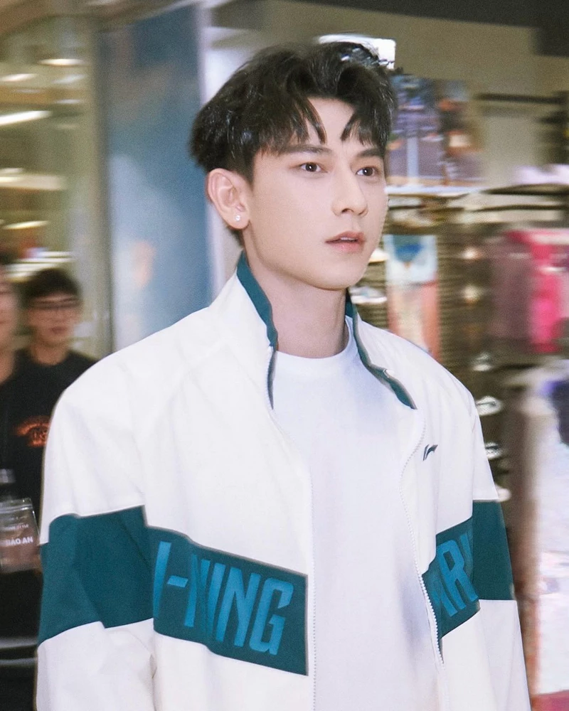 hình nền Isaac 16