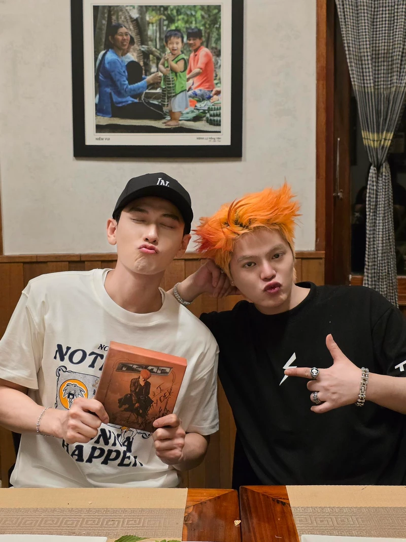 hình nền Isaac 19