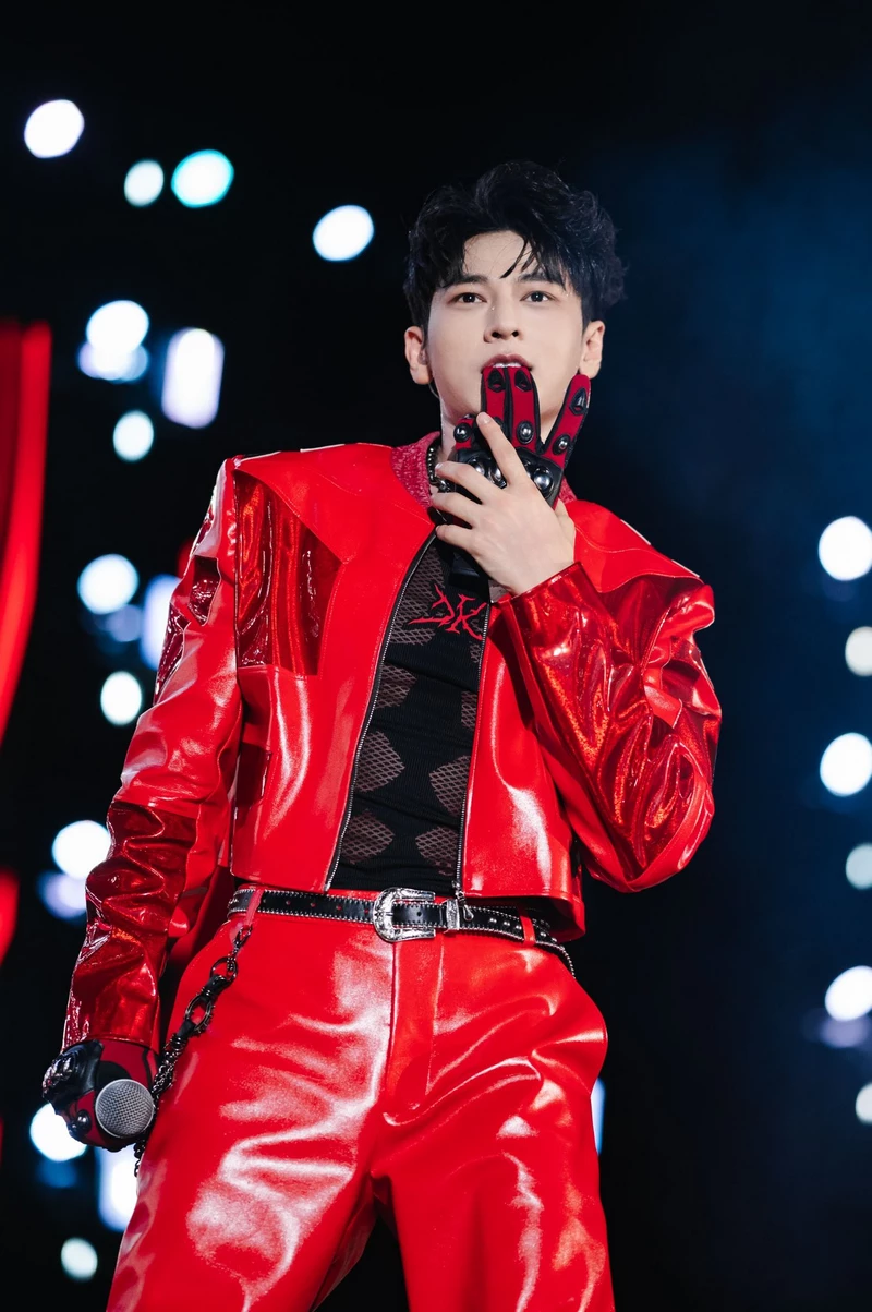 hình nền Isaac 21