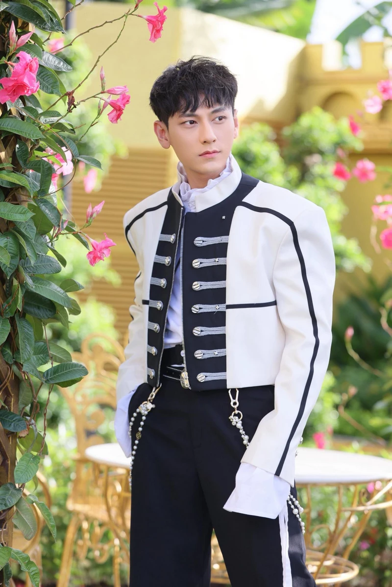 hình nền Isaac 30