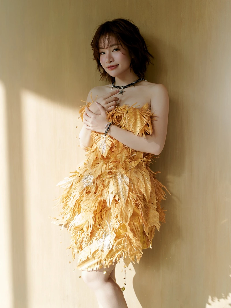 hình nền Lâm Bảo Ngọc 19