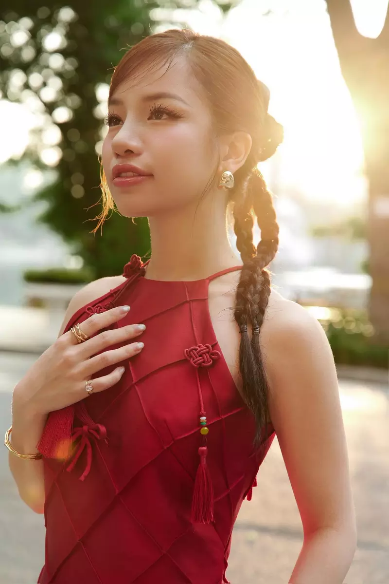 hình nền Lâm Bảo Ngọc 5