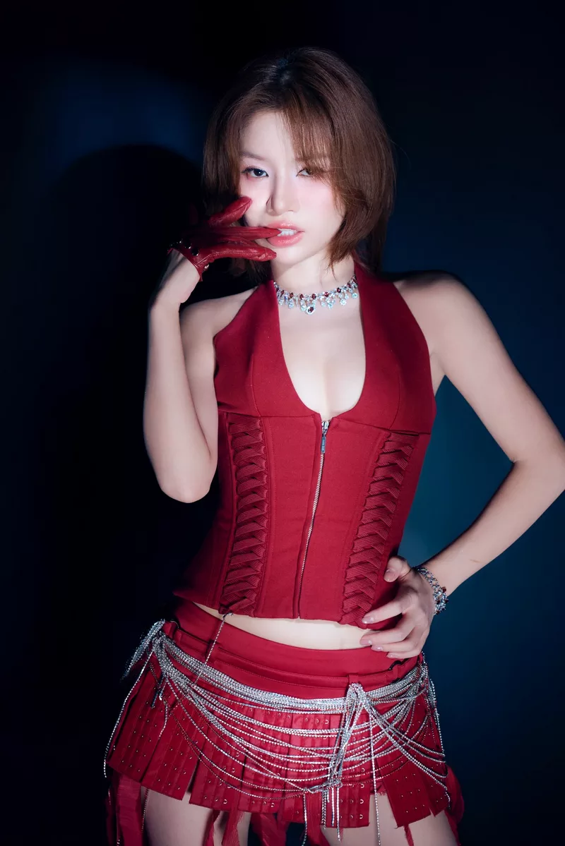 hình nền Lâm Bảo Ngọc 9