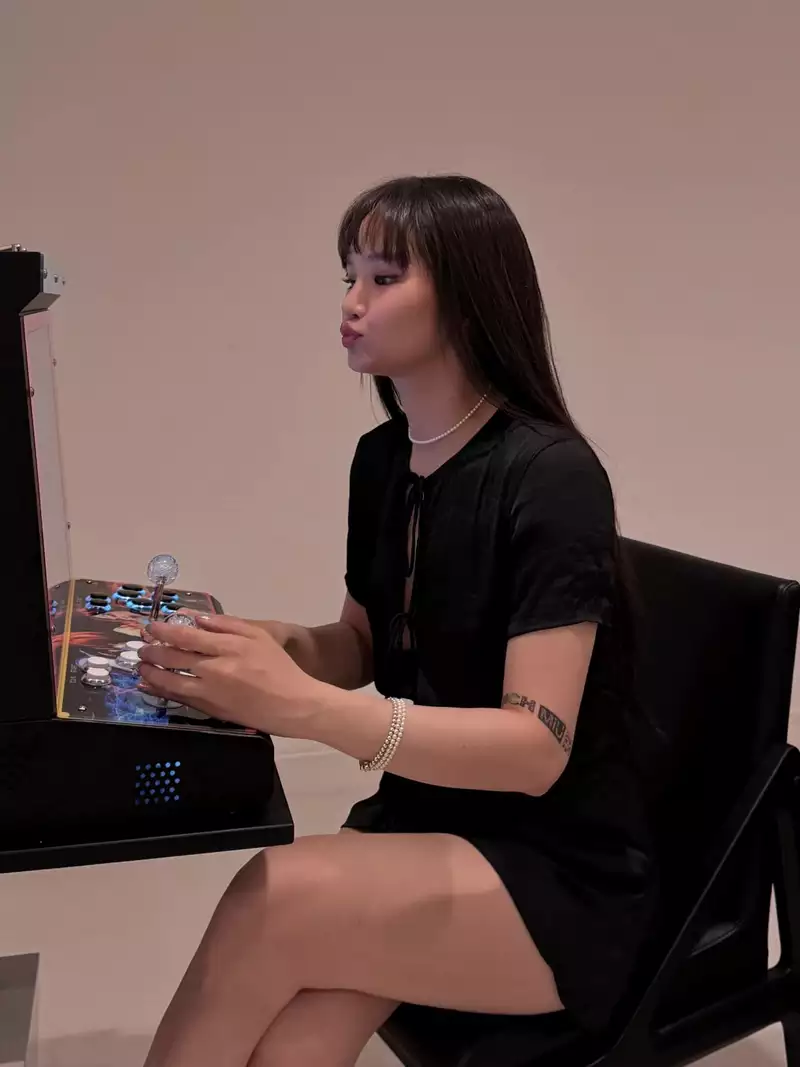 hình nền Miu Lê 14