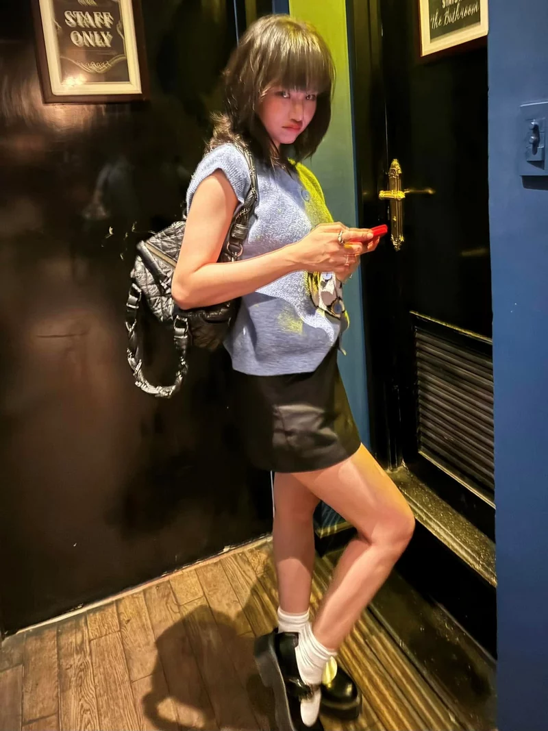 hình nền Miu Lê 19