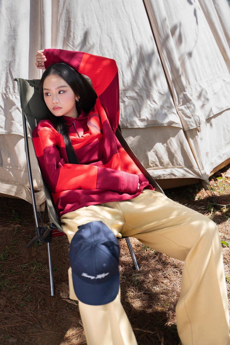 hình nền Miu Lê 2