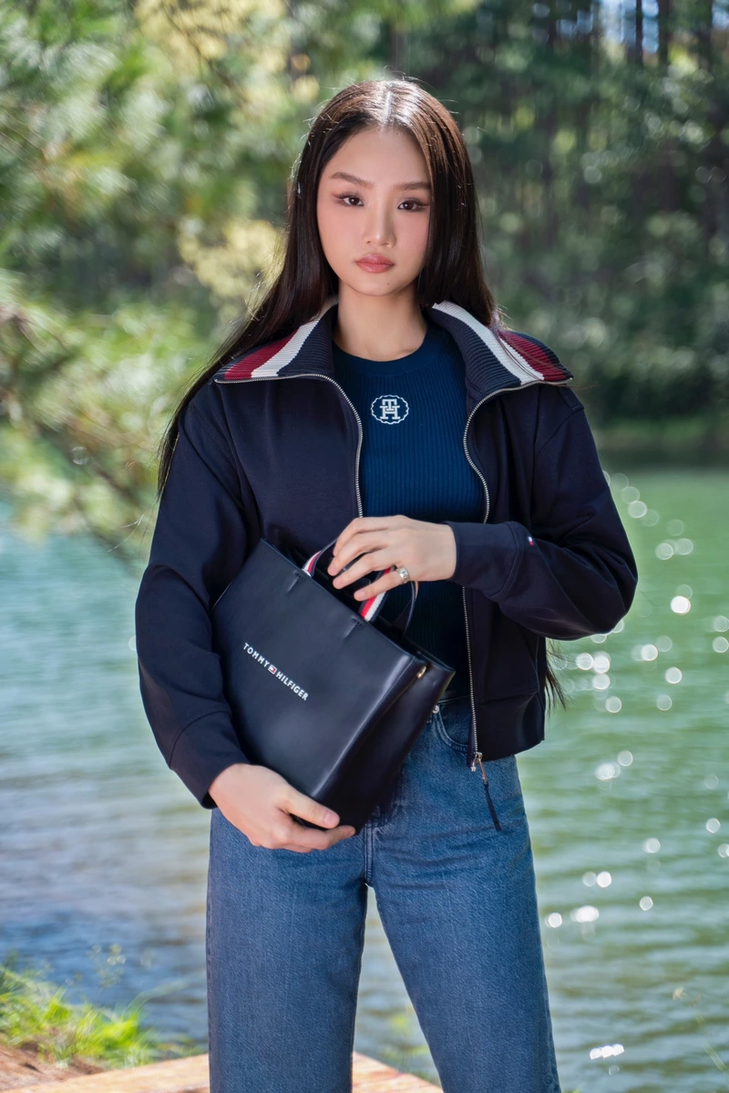 hình nền Miu Lê 3