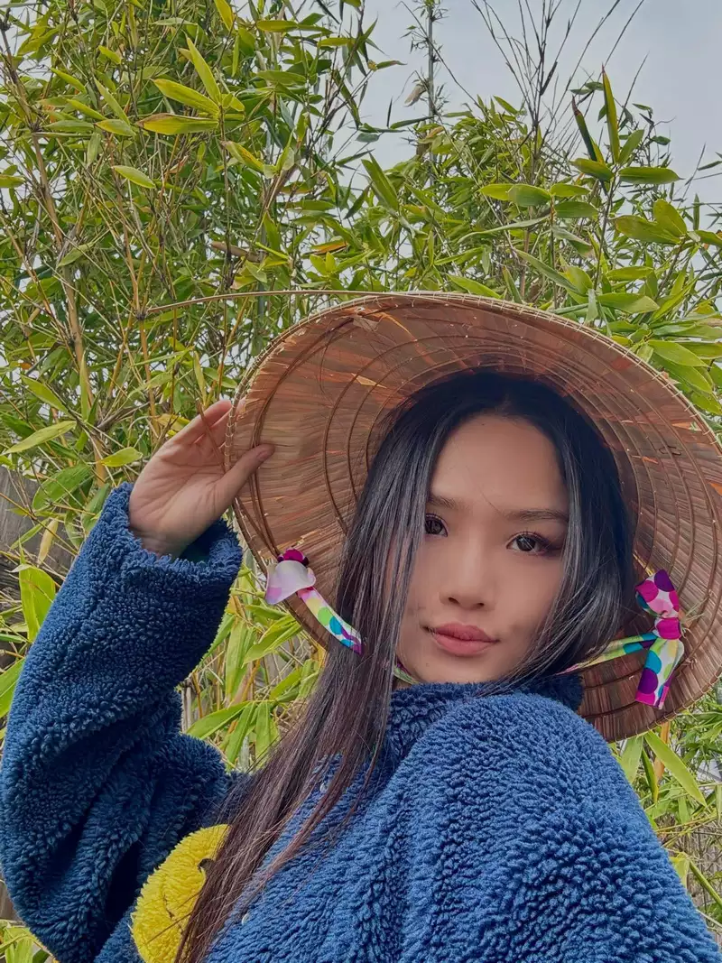 hình nền Miu Lê 8