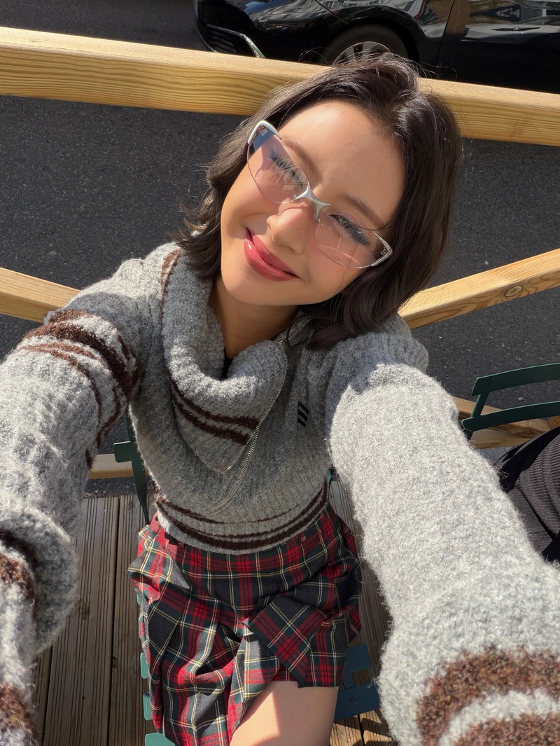 hình nền Quỳnh Anh Shyn 10